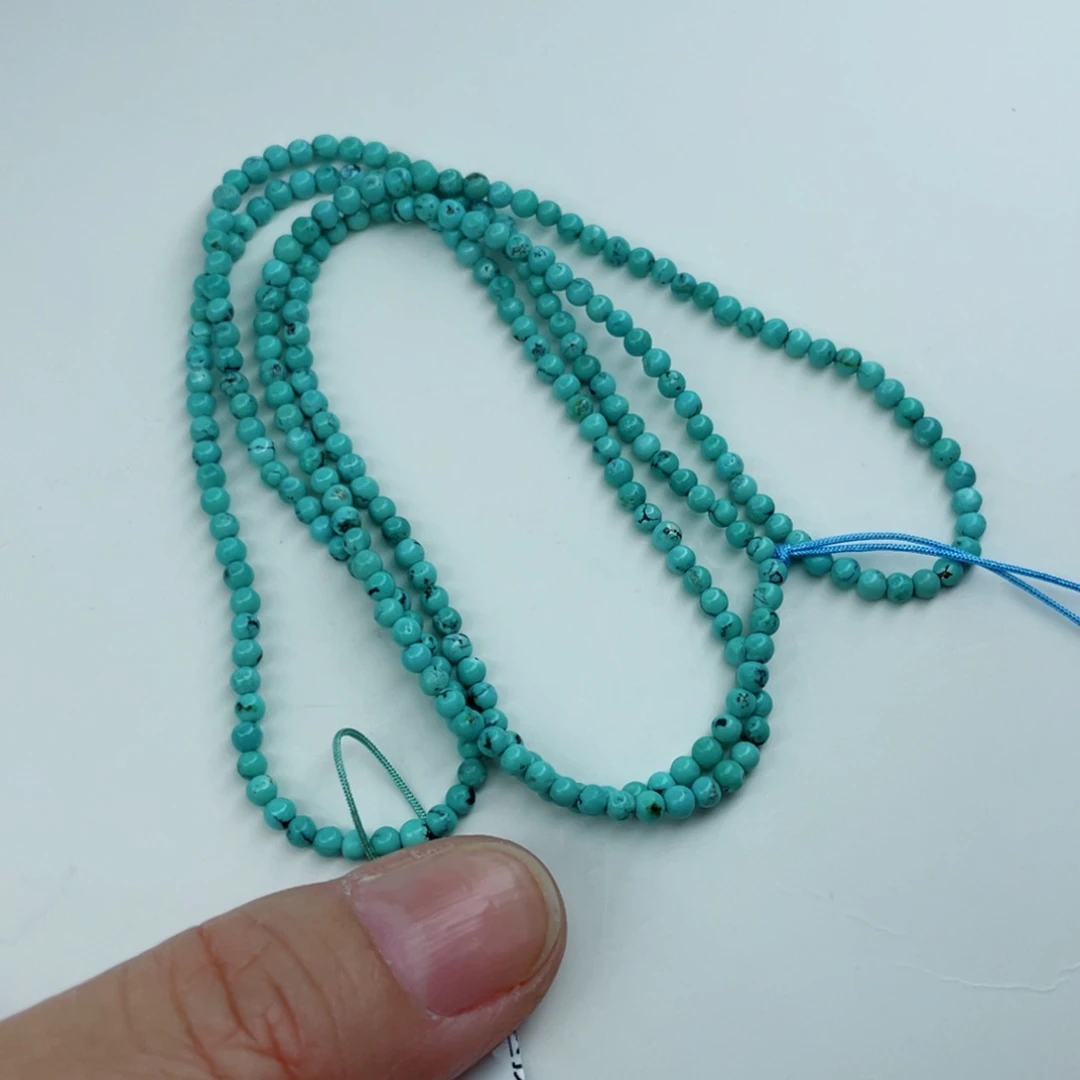 绿松石颈饰未镶嵌