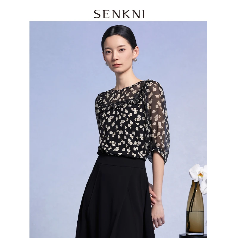 圣可尼新品蕾丝拼接小衫S321202NE