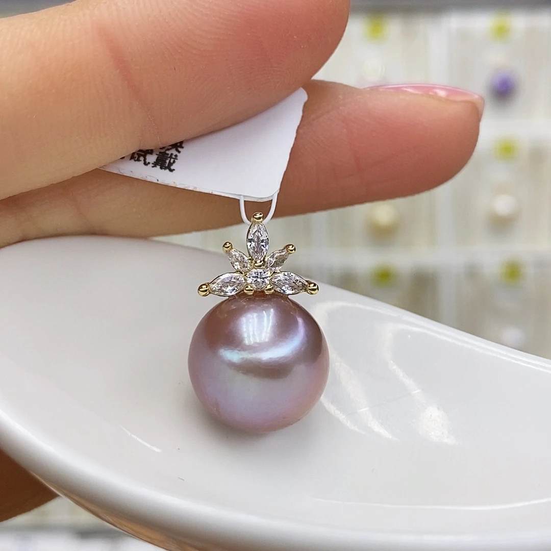 淡水珍珠吊坠(赠链)未镶嵌