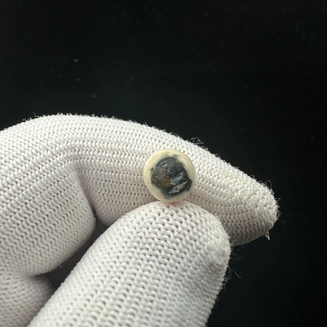 D8592天然猛犸牙蓝眼睛圆珠8.9mm支持鉴定 假一罚四