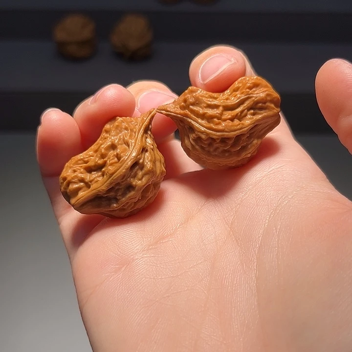 文玩核桃把件小鸟443