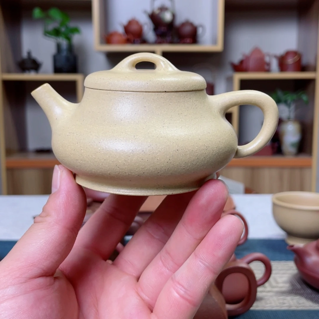 楊***）茶壶紫砂本绿。