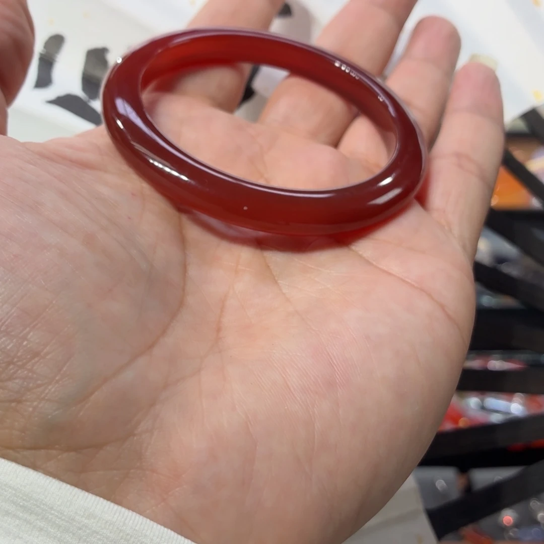 露***)玛瑙/玉髓未镶嵌手镯