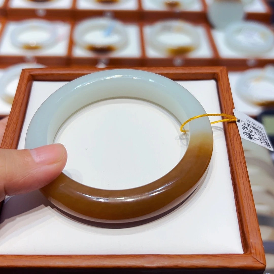 和田玉未镶嵌手镯半糖5657