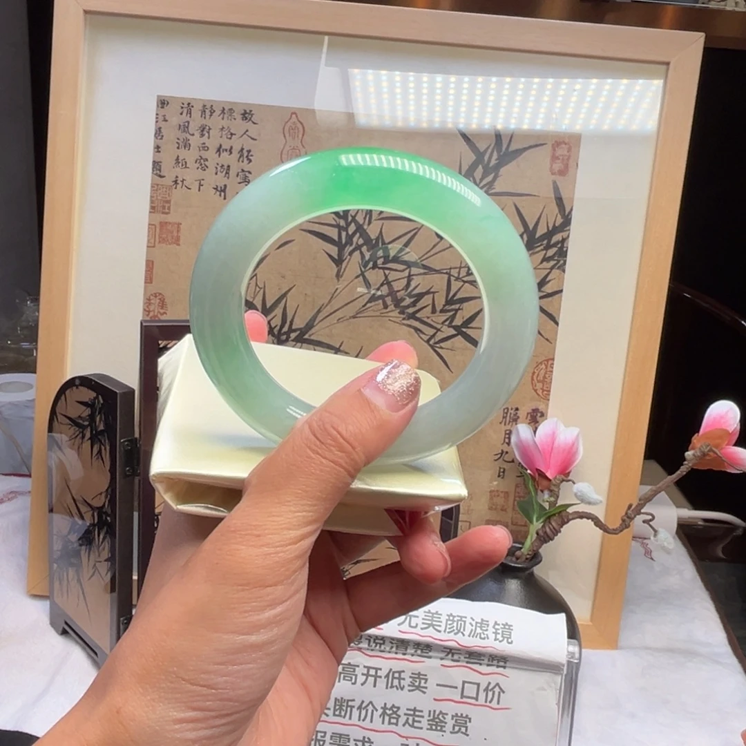 翡翠未镶嵌手镯圆条序号49