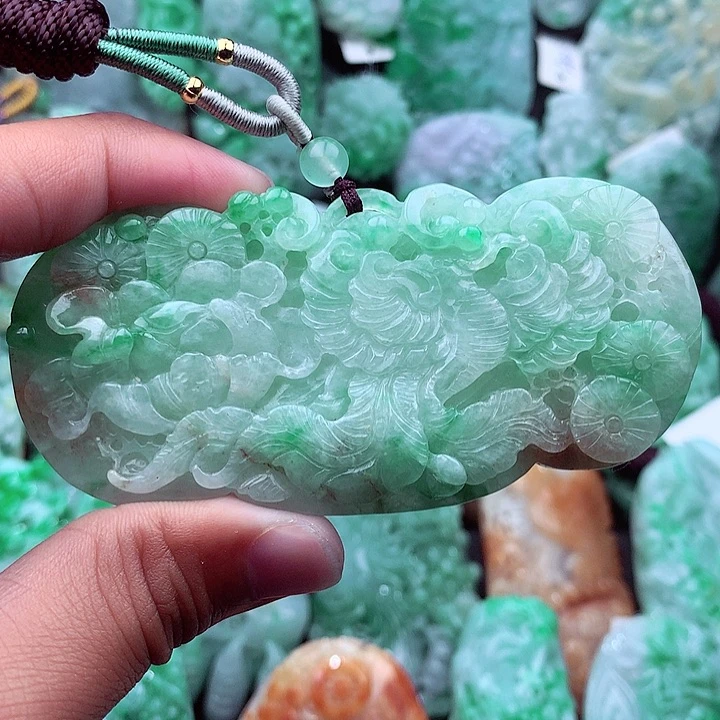 翡翠吊坠(不含链)未镶嵌