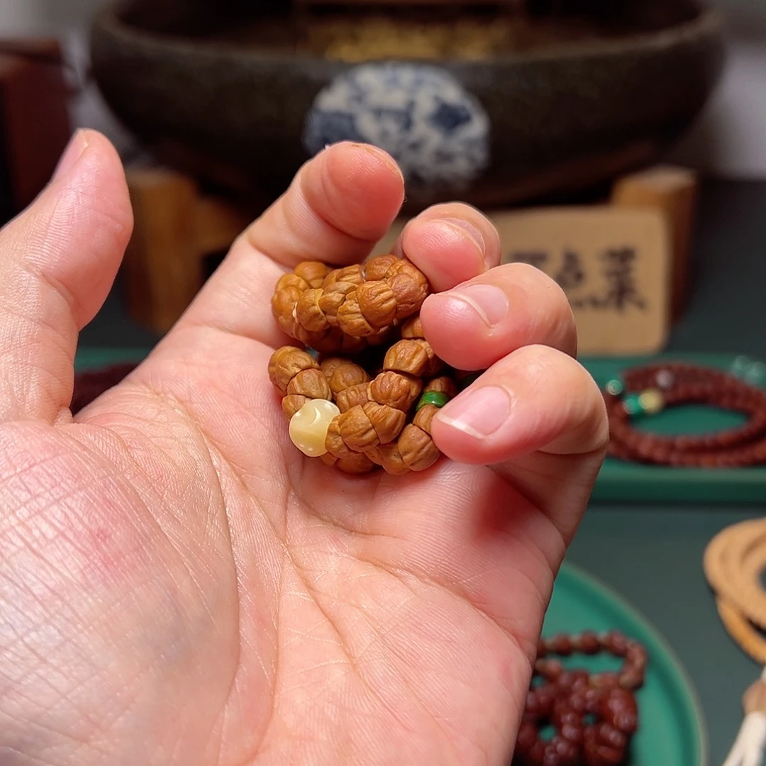 柏香籽/百香籽吊坠169.9
