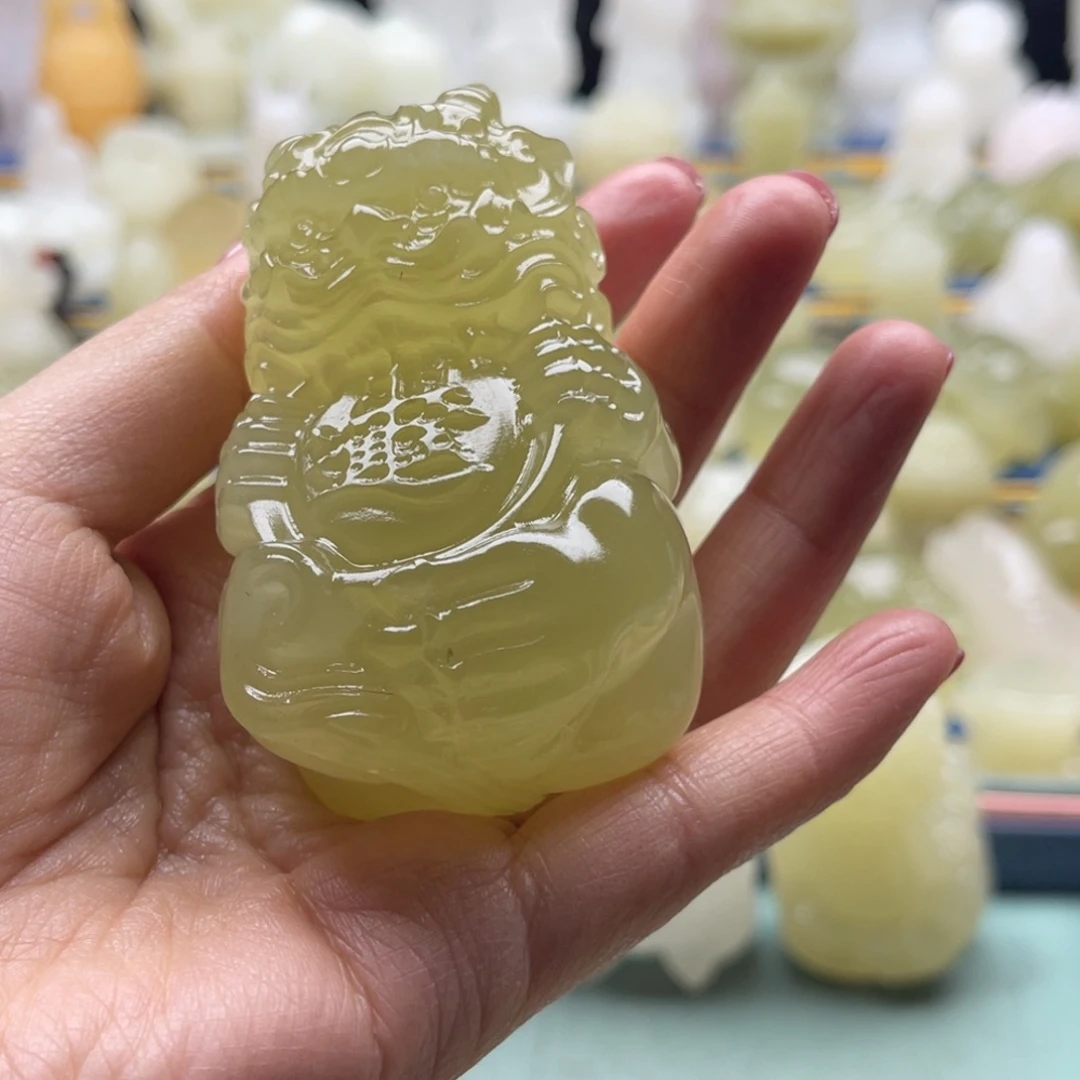 久***贵玉天然桌面小摆件