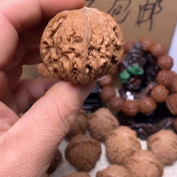 核桃自家麻核桃磨盘不打药