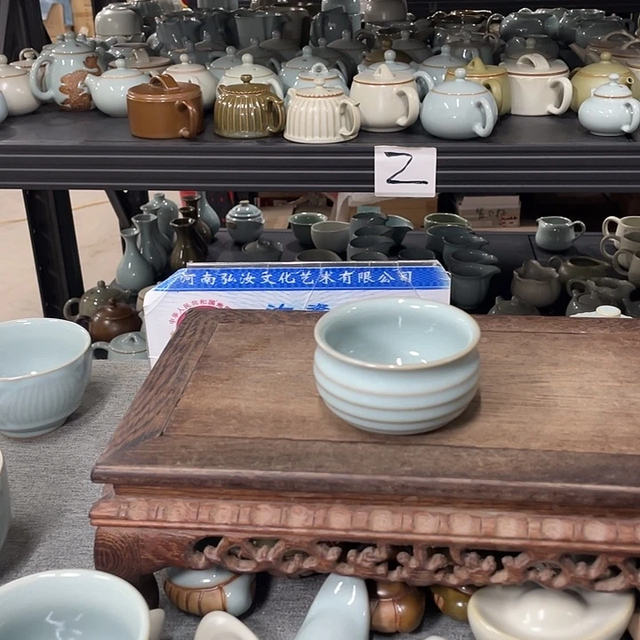 摆件天青釉水玄纹杯