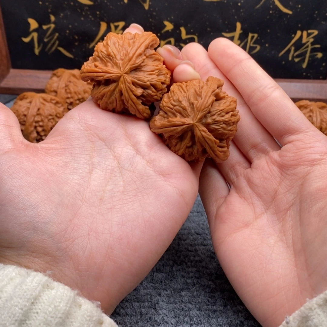 【闪购商品】吊坠文玩核桃百**者