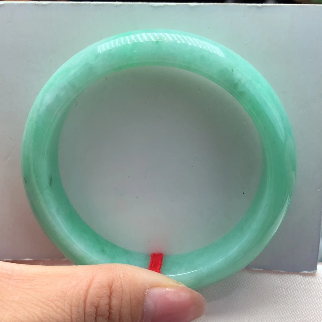 翡翠未镶嵌手镯纯天然18