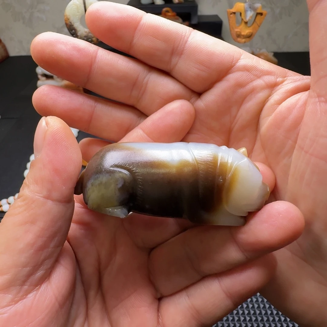 泰***克和田玉未镶嵌颈饰