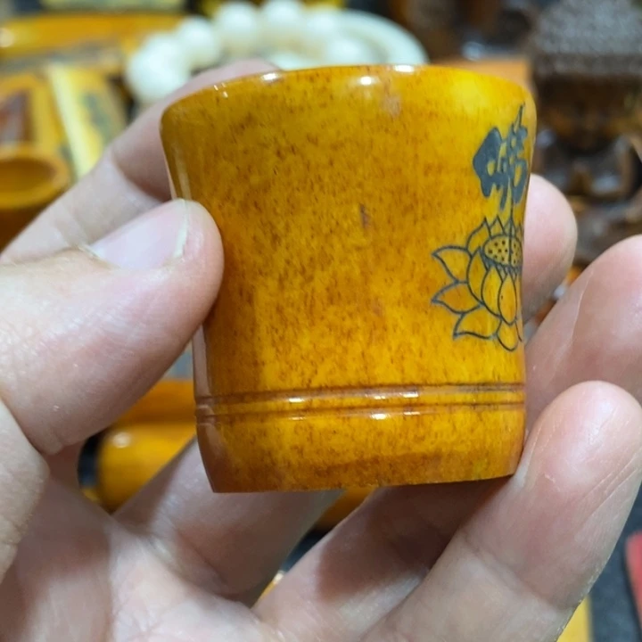 滴血莲花菩提吊坠