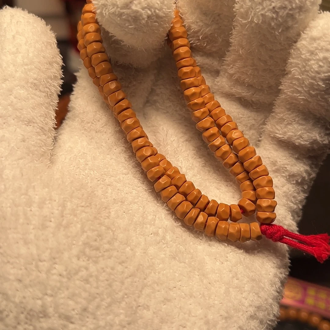 有****橄榄核手串核尖斜切无相108