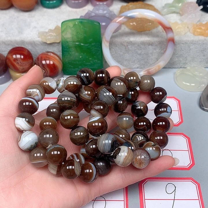 玛瑙/玉髓颈饰未镶嵌七*