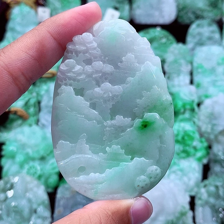 吊坠(不含链)未镶嵌翡翠