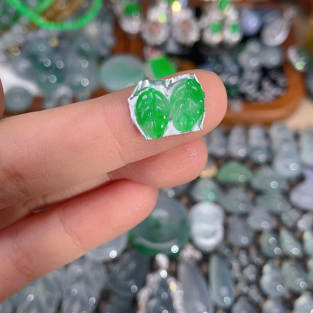 翡翠未镶嵌颈饰天然缅甸Ａ货翡翠