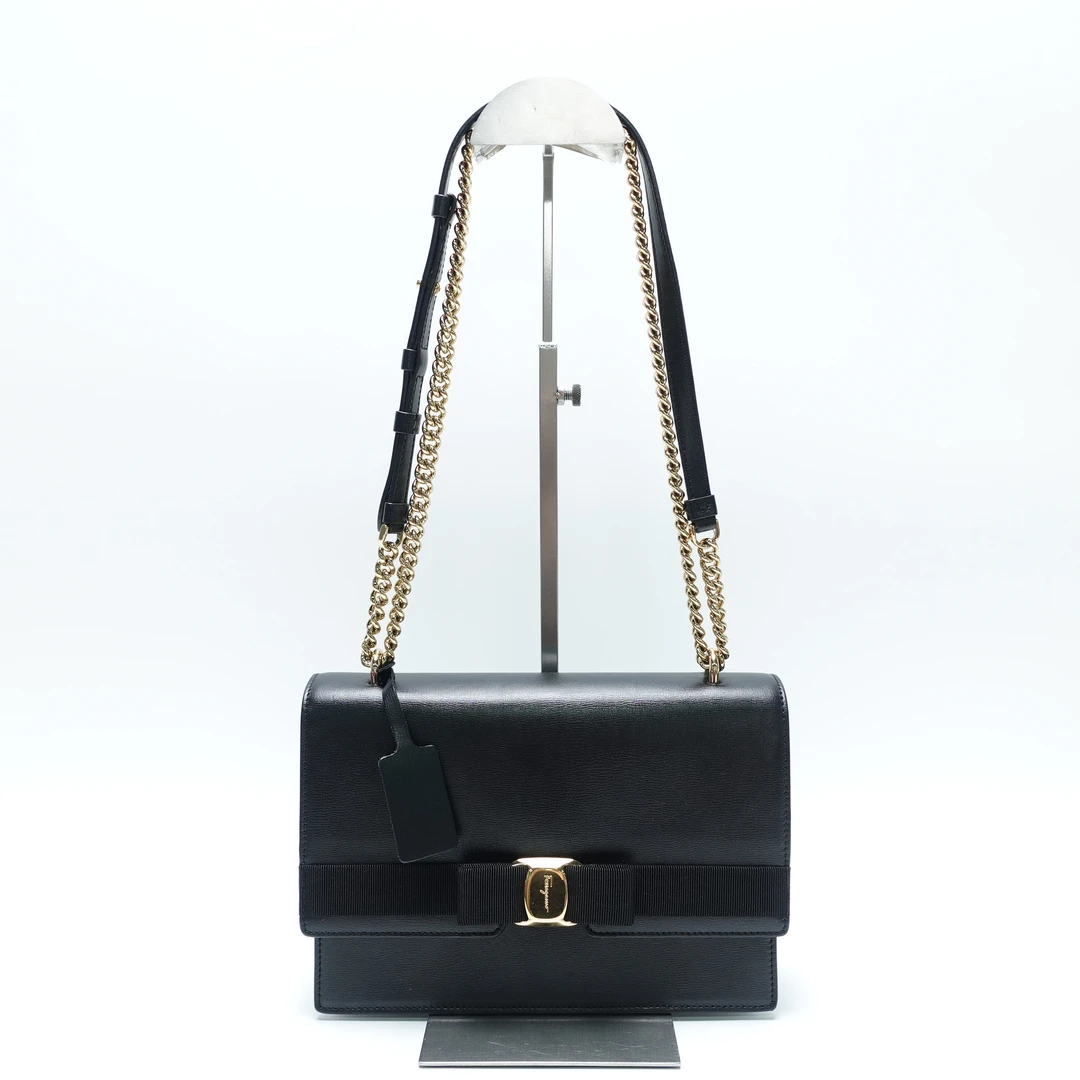 90新 FERRAGAMO/菲拉格慕 Vara单肩包/T10445118
