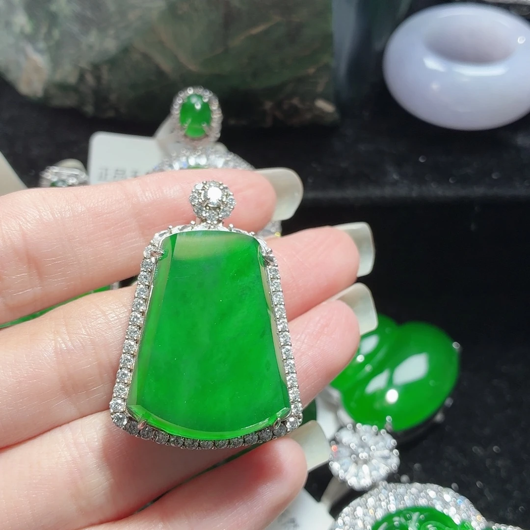 翡翠银S925镶嵌颈饰11
