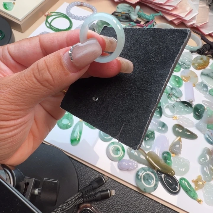 吊坠(不含链)未镶嵌翡翠74