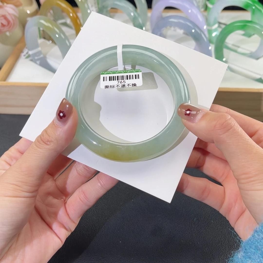 翡翠手镯未镶嵌编号765