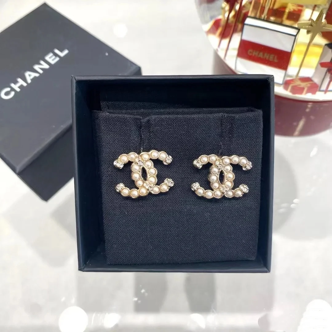 未使用 Chanel/香奈儿 耳钉金色珠珠钻钻时尚百搭高级