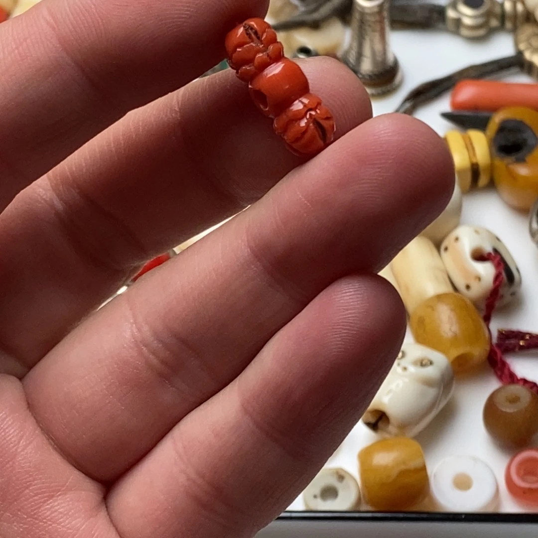 冯***树脂制品藏传精品小元素的话说
