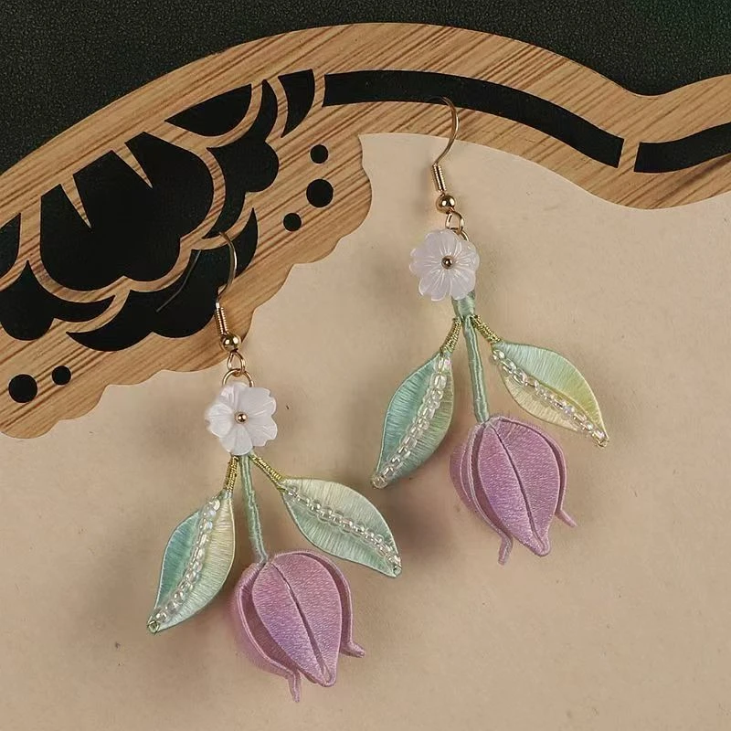 273 粉紫色铃兰双叶耳环蚕丝点翠非遗掐丝绒花新款日常百搭