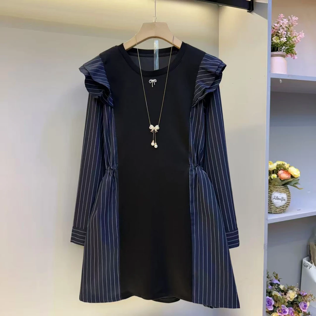 2025新款欧货圆领拼接收腰设计感显瘦连衣裙