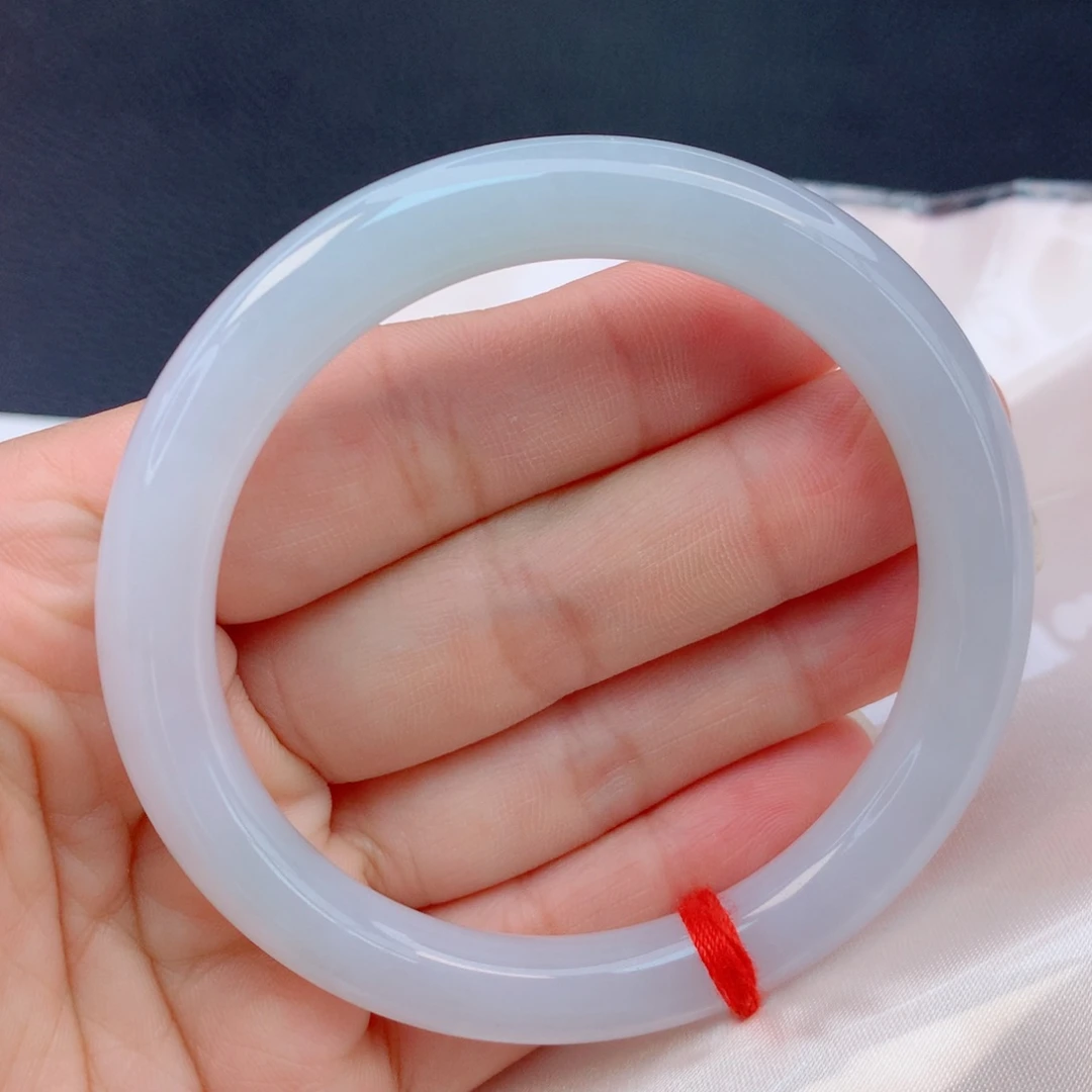 翡翠未镶嵌手镯54圈