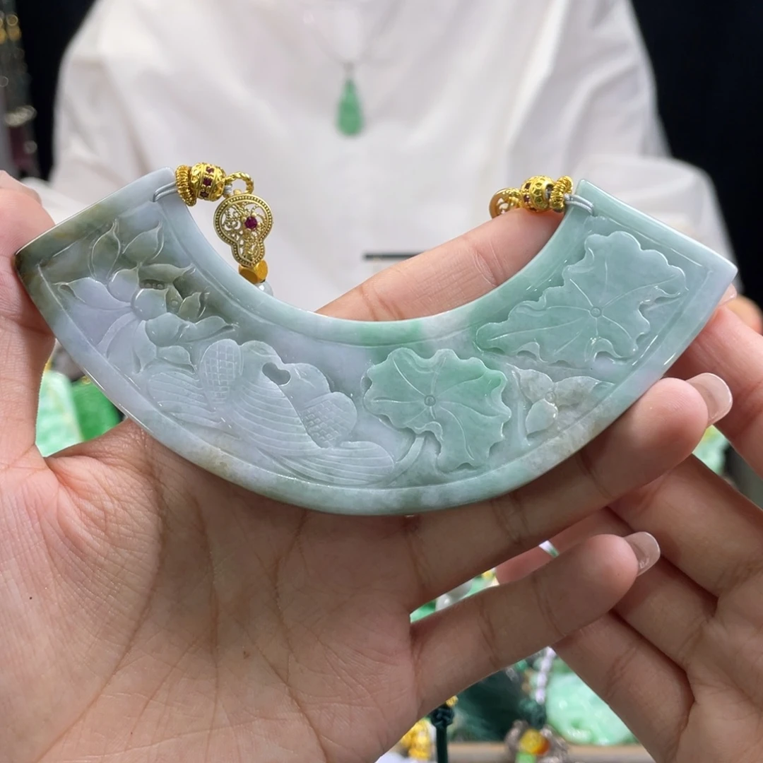 翡翠颈饰未镶嵌代编织