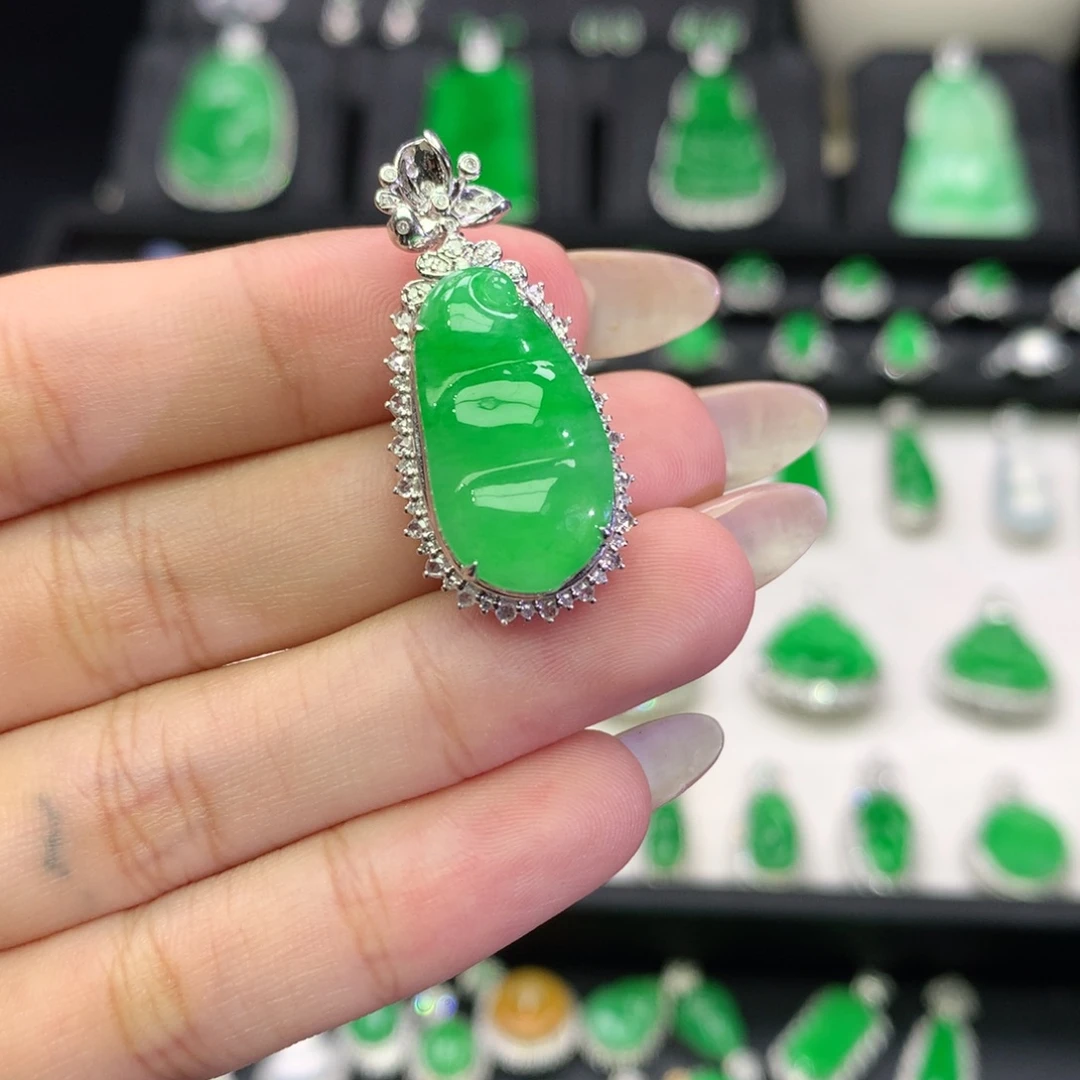 翡翠18K金镶嵌吊坠(不含链)