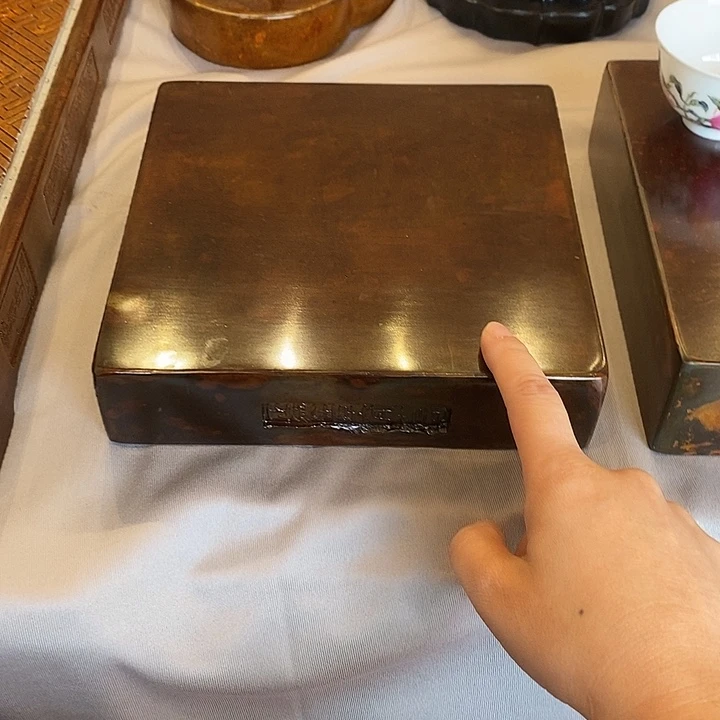 D***兄20*20*4.5cm大漆金砖底座
