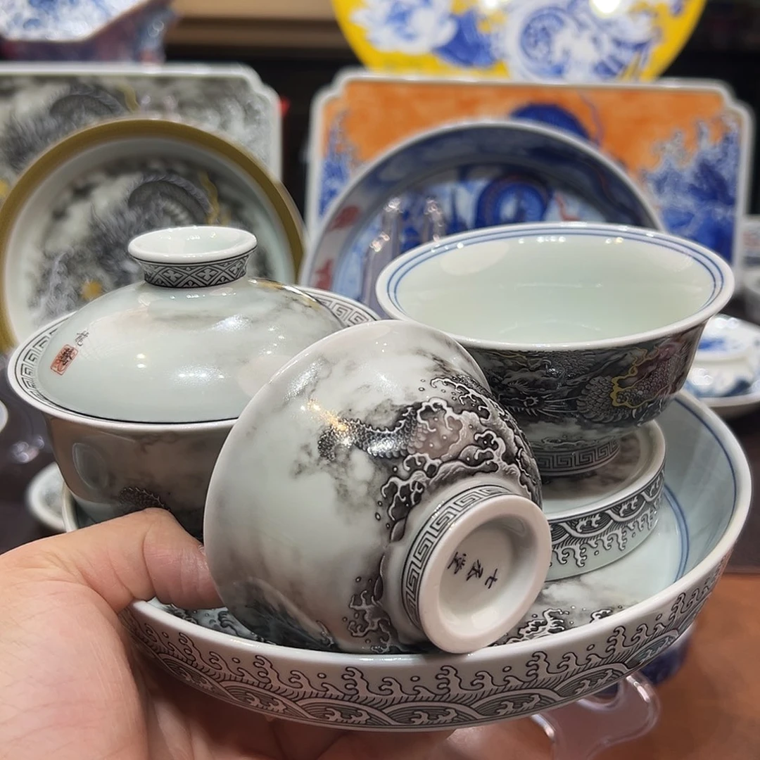 摆件的反反复复风风光光哈哈将计就计哈哈哈哈