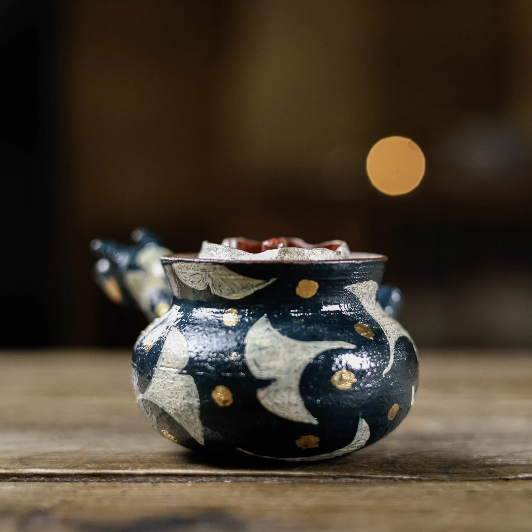 【见珊】银杏叶手捏花口侧把壶125cc+普洱杯（蕉白S0229+蕉白s0723）