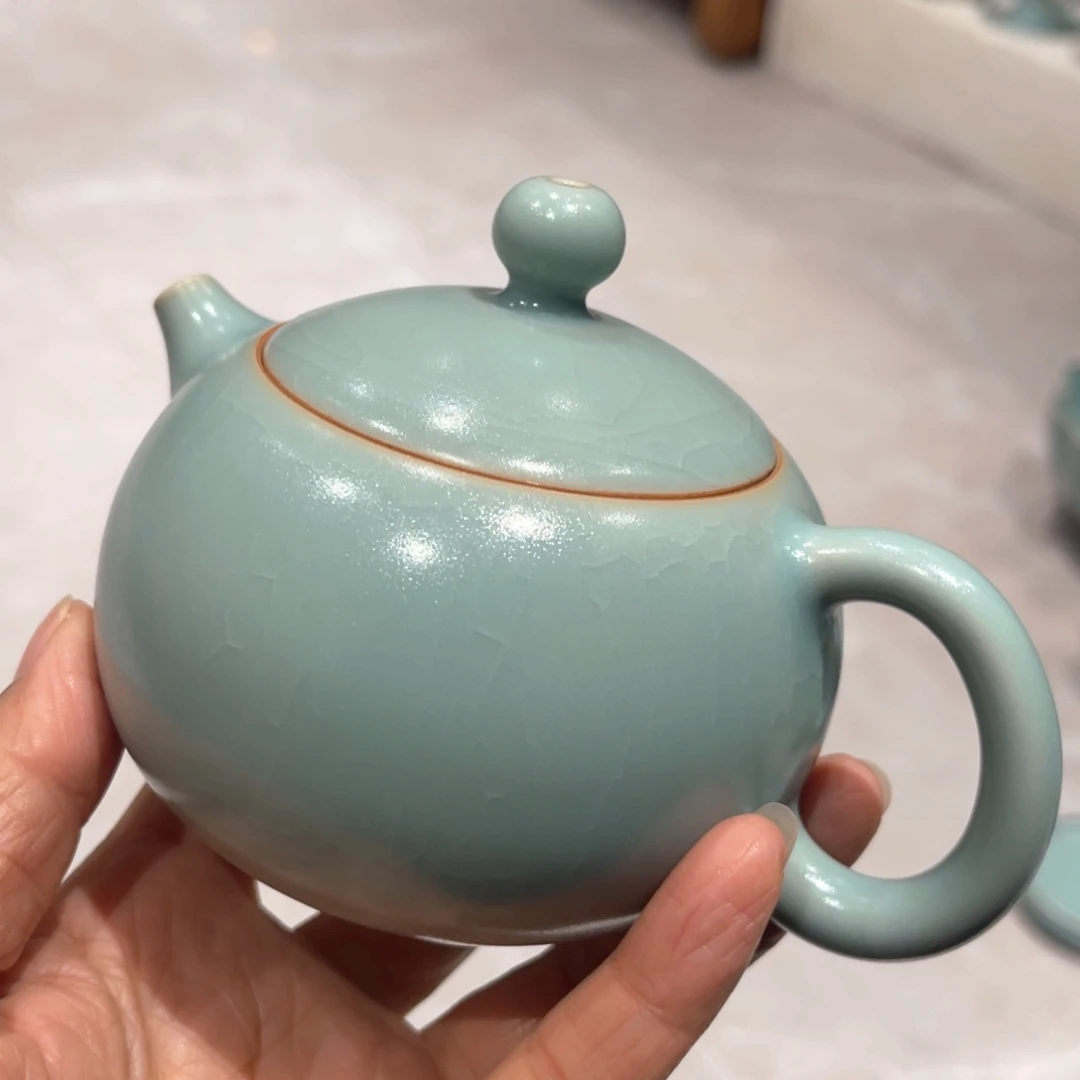 用***7瓷杯子仿古的风格也有着不同以往之