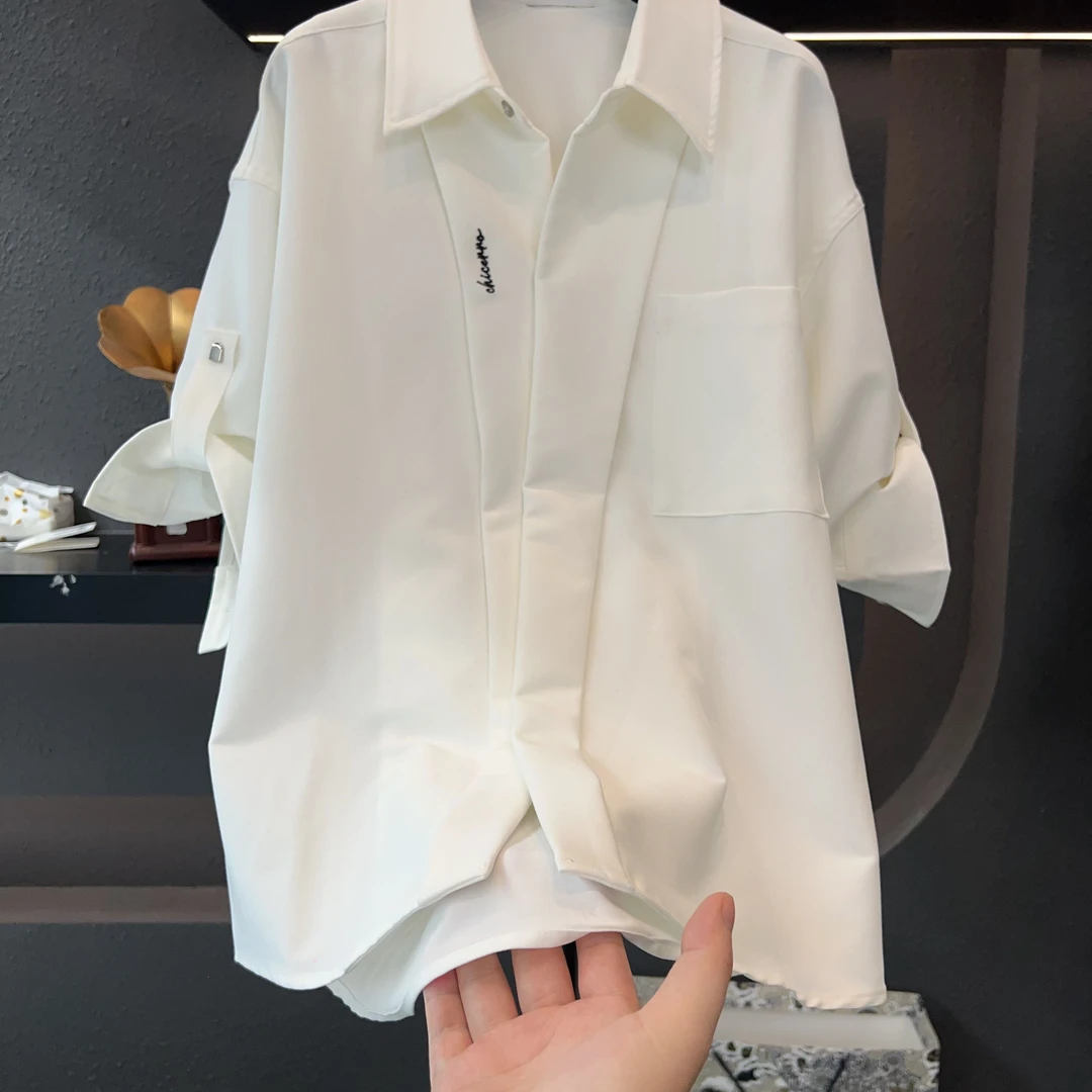 男士纯色时尚简约短袖t恤设计感夏季刺绣百搭上衣港风衬衫男短袖