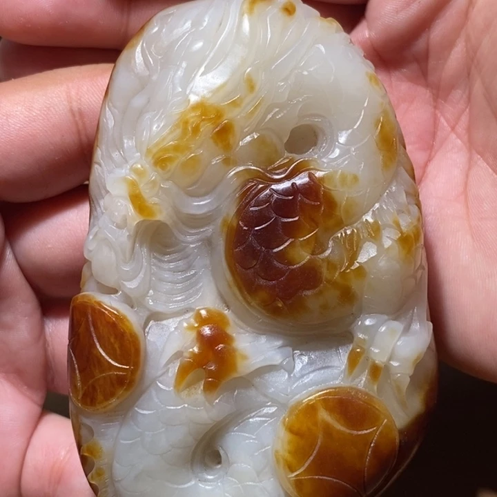 健***下和田玉未镶嵌颈饰
