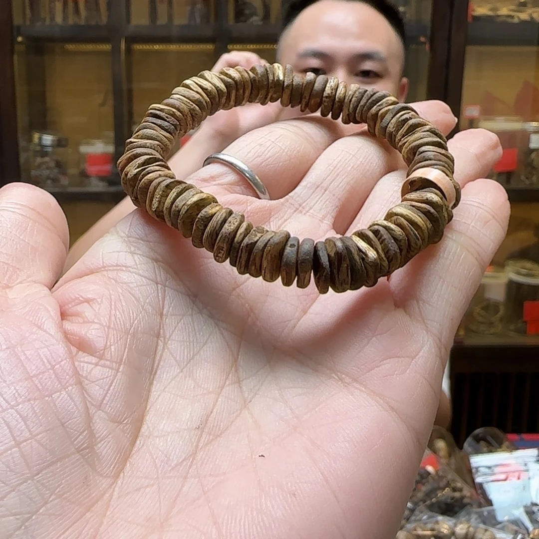 沉香手串2国香奇楠随形单圈 碎银珠g+多样性发一串