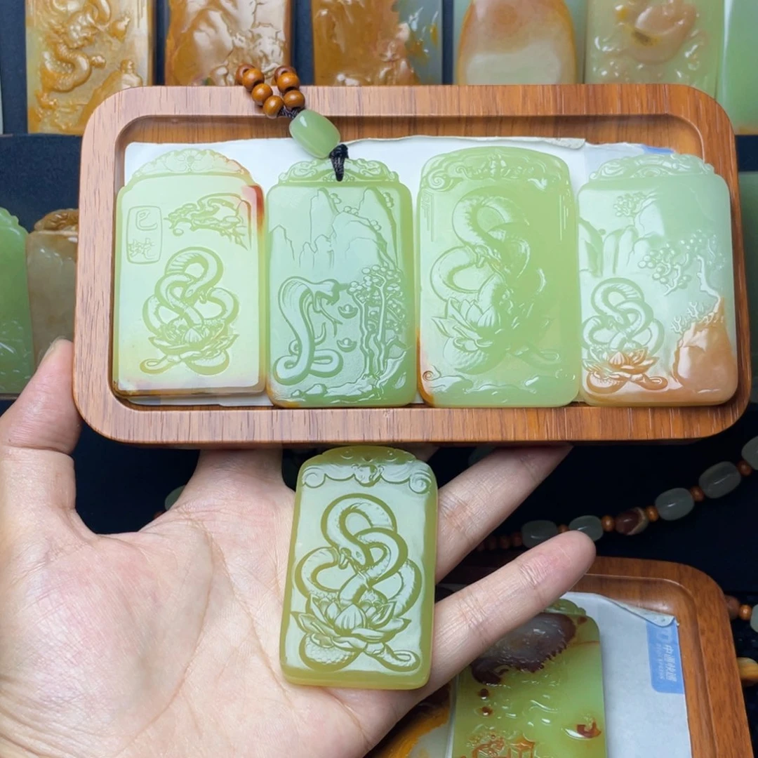 土*圆新疆昆仑山料牌形