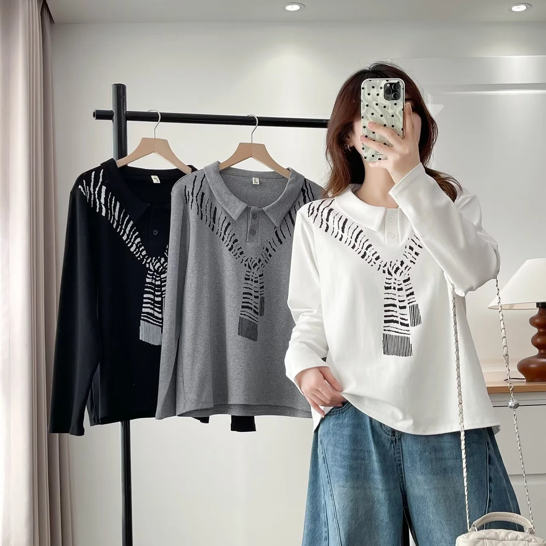 大码t恤女正肩长袖早秋新款胖mm时尚洋气围巾印花翻领上衣080