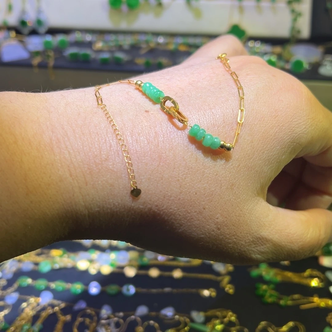 颈饰18K金镶嵌翡翠手链