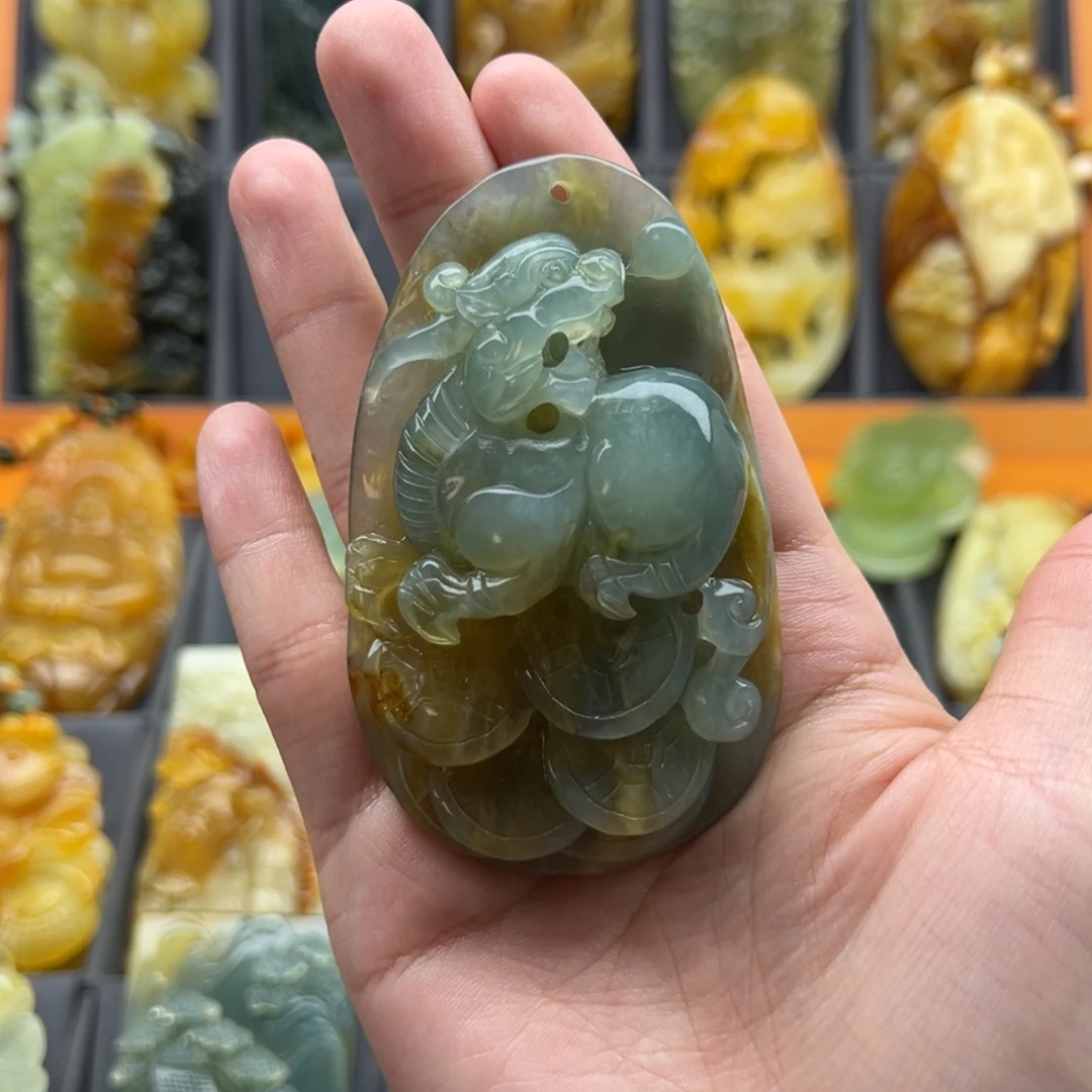 蛇纹石玉未镶嵌颈饰六*一