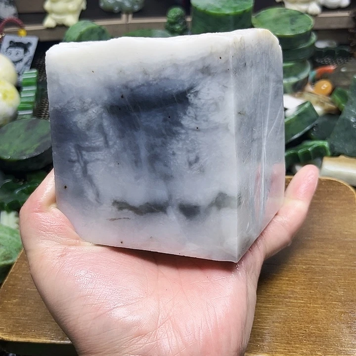 和田玉未镶嵌珠宝半成品天*荒