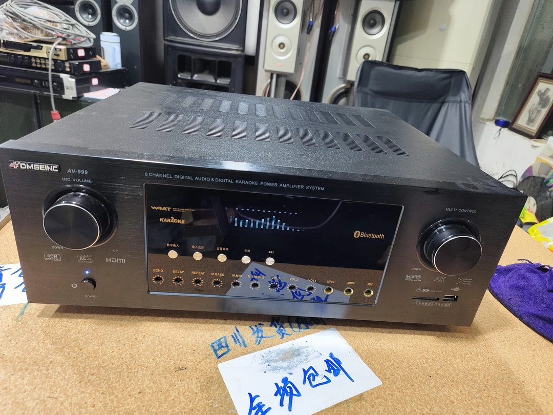 9新  二手DMSEINC    AV-999功放，成色如图（出声，不带线材）