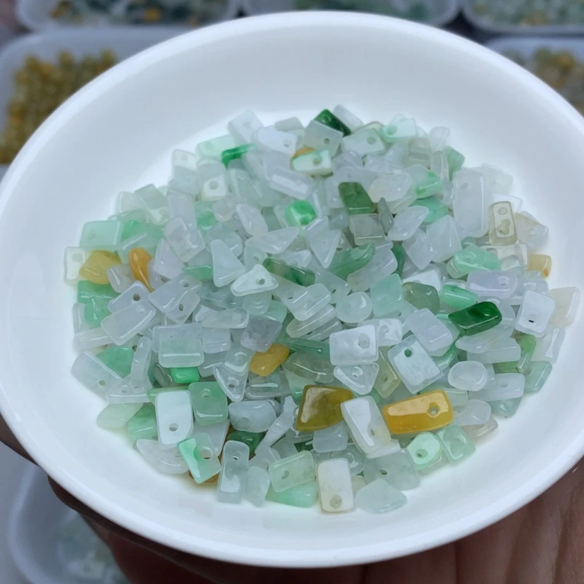 【闪购商品】翡翠手链未镶嵌冰三彩碎碎石50颗