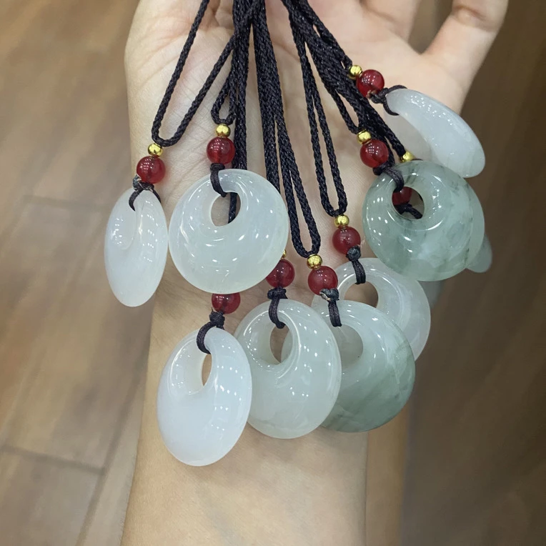 女款轻奢小众古风设计多样发货拍一发一