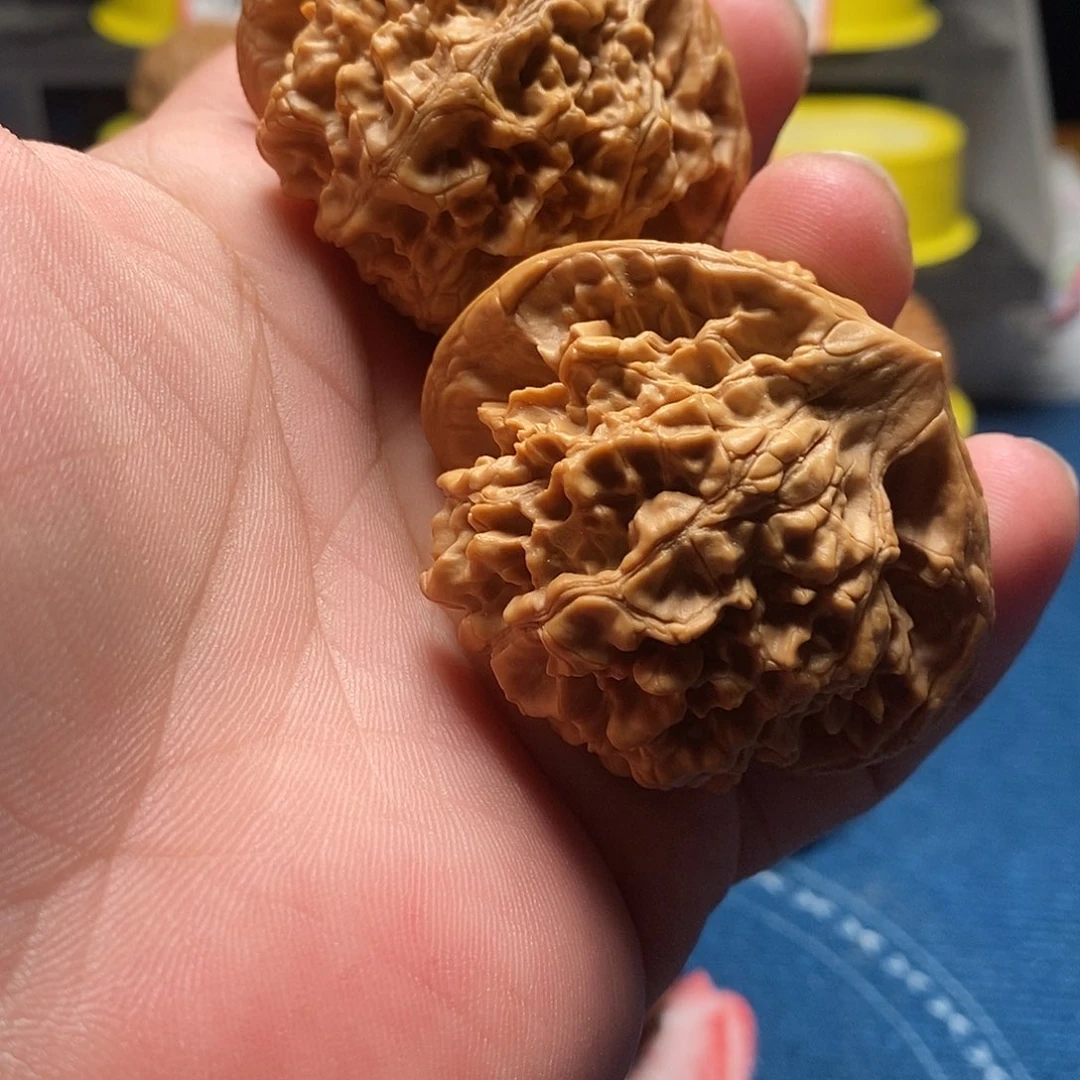 文玩核桃吊坠2*K官帽