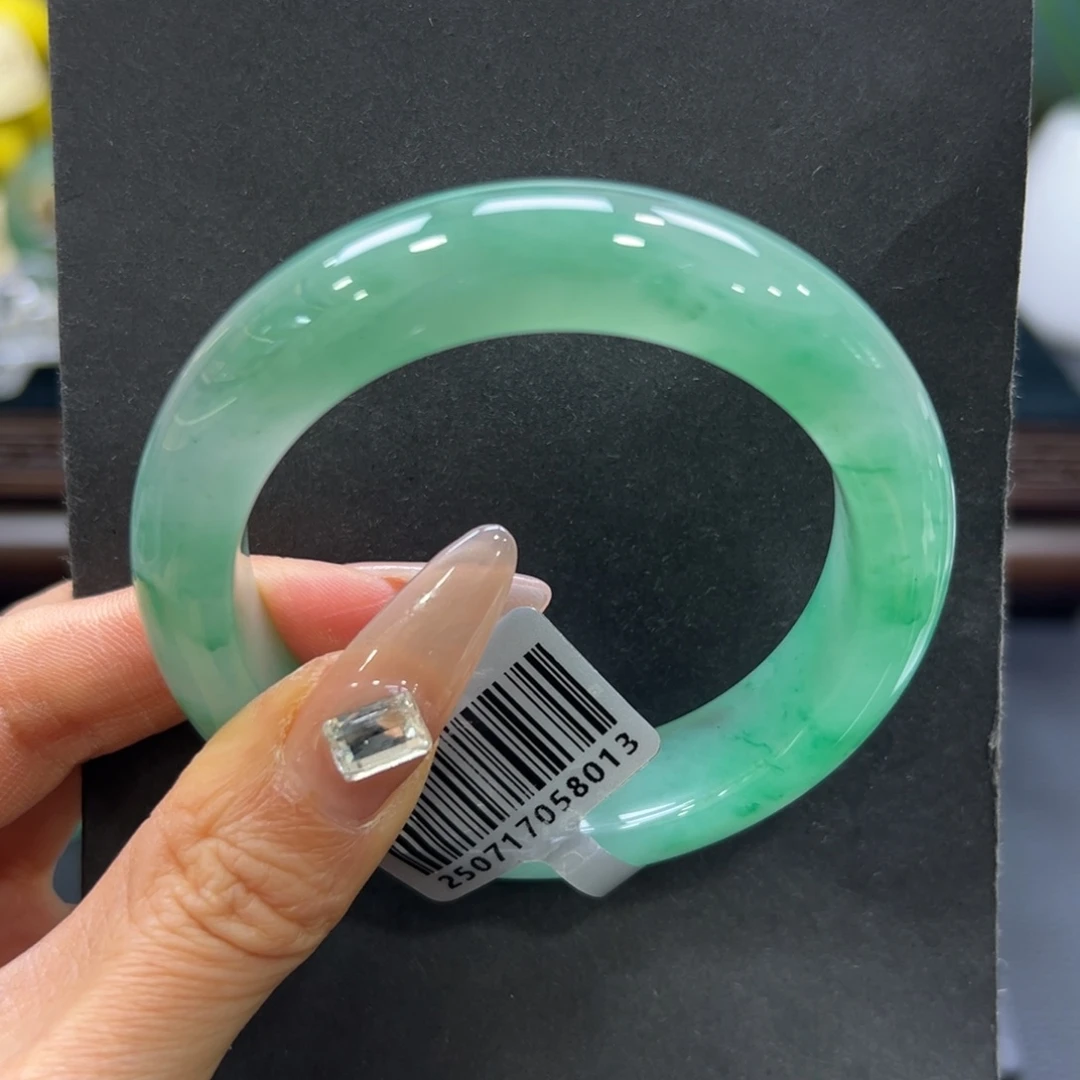 石英质玉（非洲翠）未镶嵌手镯55-56